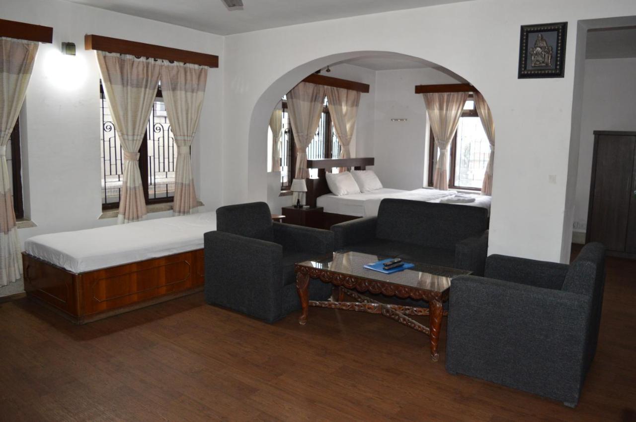 Apartment In Nepal กาฐมาณฑุ ภายนอก รูปภาพ