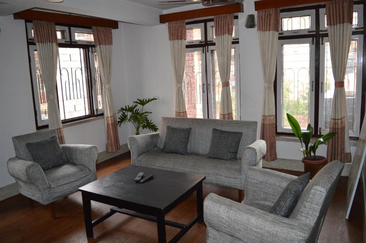 Apartment In Nepal กาฐมาณฑุ ภายนอก รูปภาพ